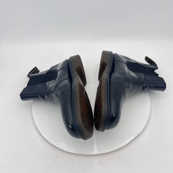 Dr. Martens Chelsea Boots main image 10